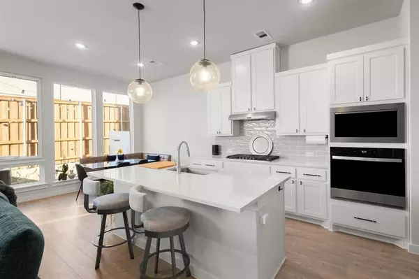 Richardson, TX 75082,114 Enclave Way