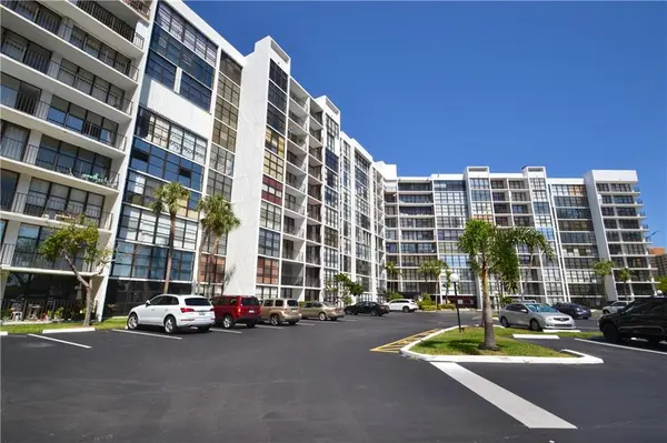 800 PARKVIEW #507, Hallandale Beach, FL 33009