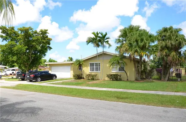 20101 SW 115 AVE, Miami, FL 33189