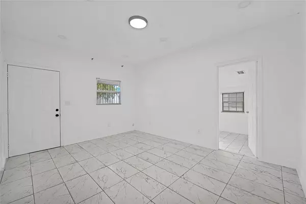 Miami, FL 33127,1114 NW 39th St