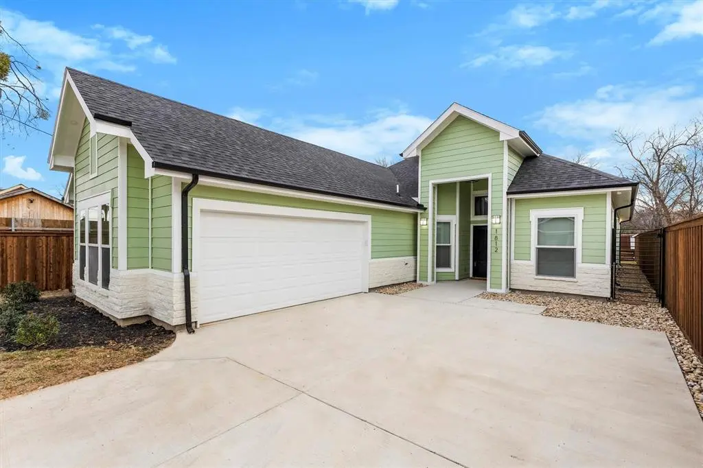 Dallas, TX 75212,1812 Muncie Avenue