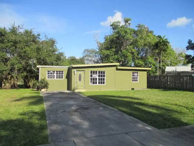 West Park, FL 33023,115 NEWTON RD