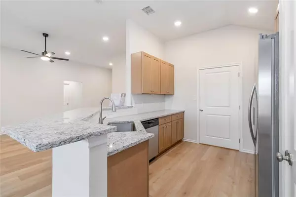 Coleman, TX 76834,917 E 3RD Street