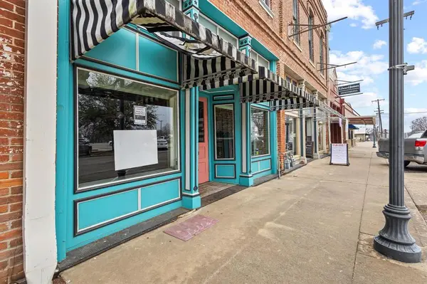 Bonham, TX 75418,316 N Main Street