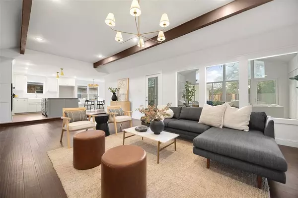 Dallas, TX 75248,7216 Whispering Pines Drive