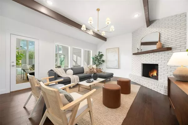 Dallas, TX 75248,7216 Whispering Pines Drive