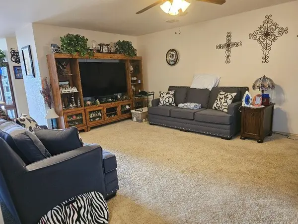 Burleson, TX 76028,1428 Erin Drive