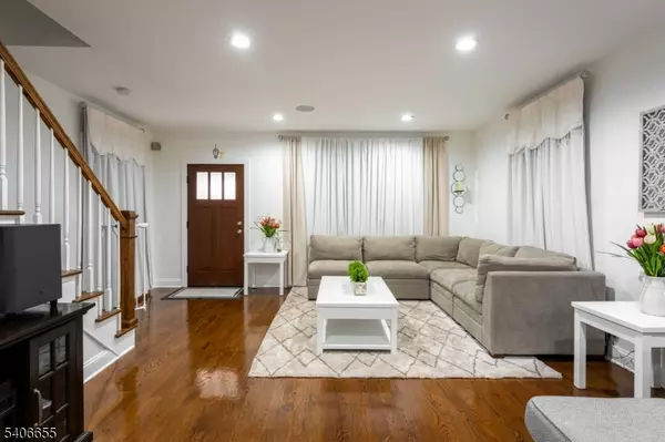 Clifton City, NJ 07013,144 Silleck St