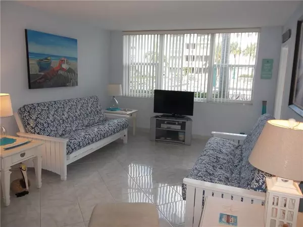 Hallandale Beach, FL 33009