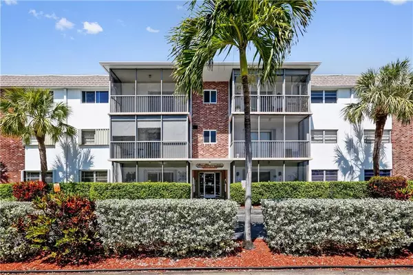 701 NE 1st Court #306, Hallandale Beach, FL 33009