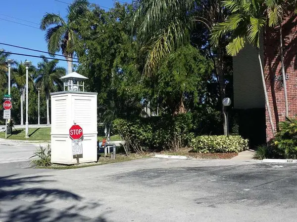2426 SE 17 Street Cswy #109A, Fort Lauderdale, FL 33316