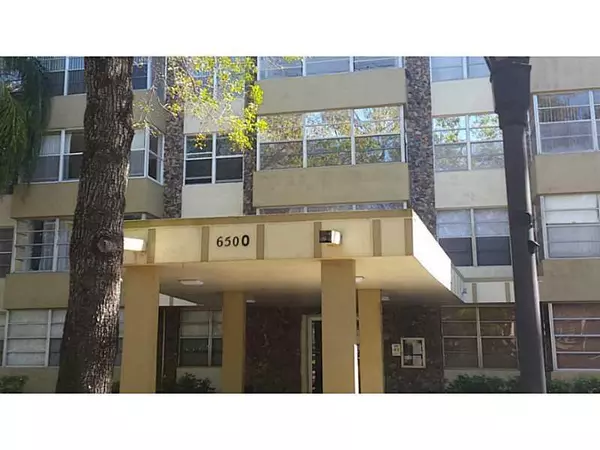 6500 Cypress Rd #208, Plantation, FL 33317