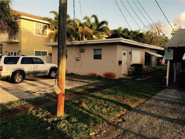 1271 NE 32ND ST, Oakland Park, FL 33334