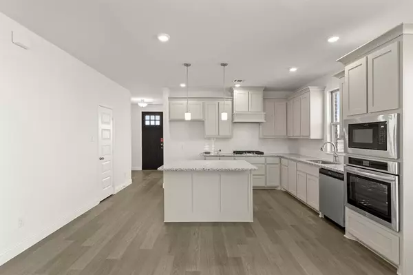 Forney, TX 75126,512 Pinnacles Court