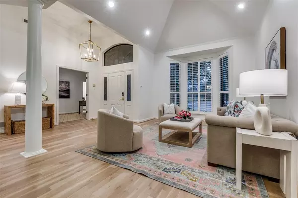 Dallas, TX 75225,7322 Lane Park Drive