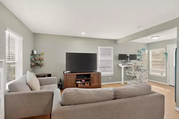 Dallas, TX 75211,3818 Mount Everest Street