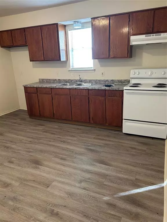 White Settlement, TX 76108,1201 Kimbrough Street