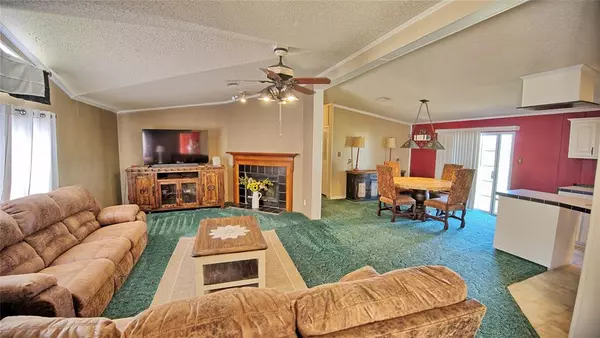 Bowie, TX 76230,901 Pigg Road