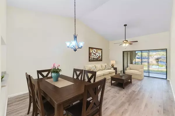 Coconut Creek, FL 33066,3246 Carambola Cir #3246