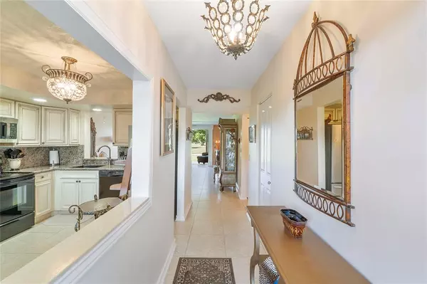 Margate, FL 33063,7684 NW 18th St #102