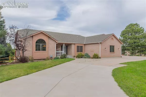 1660 Old Antlers WAY, Monument, CO 80132