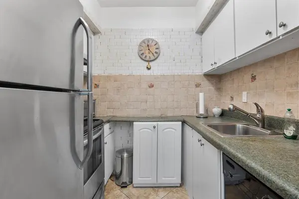 Hallandale Beach, FL 33009,500 Layne Blvd #18