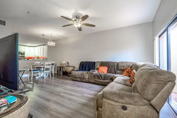 Pembroke Pines, FL 33025,151 SW 95th Ter #106