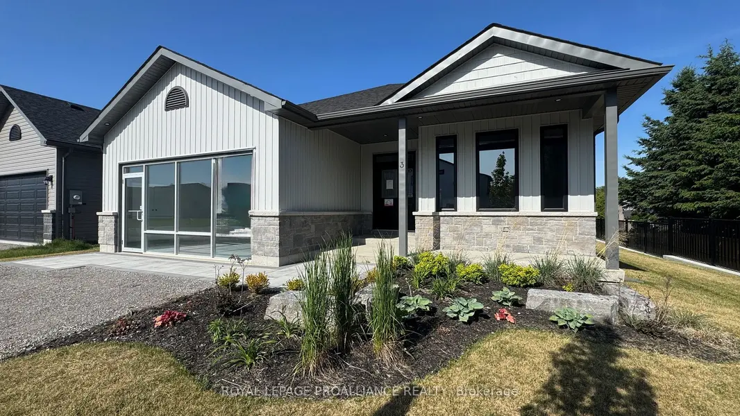 3 Clayton John AVE, Brighton, ON K0K 1H0