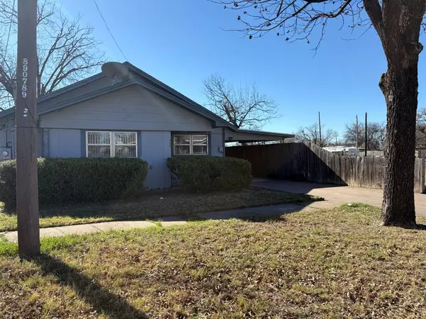 Winters, TX 79567,409 E Truett Street