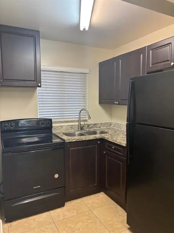 Sunrise, FL 33313,5811 NW 17th Pl #J