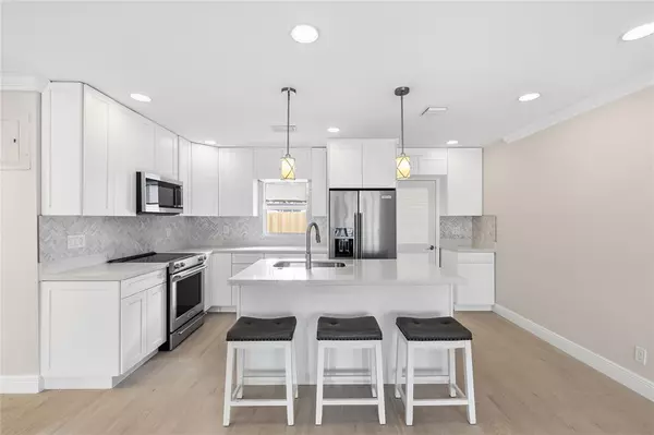 Fort Lauderdale, FL 33304,2000 NE 17 Ct. #2