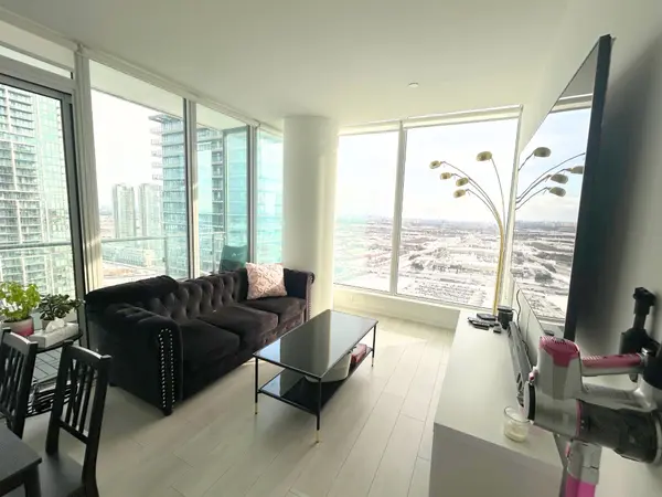 Vaughan, ON L4K 0J7,950 Portage Pkwy #3206