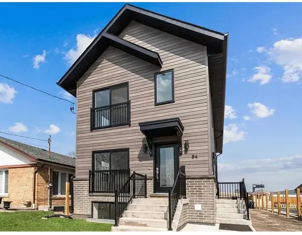 54 Westhampton DR, Toronto W09, ON M9R 1X6