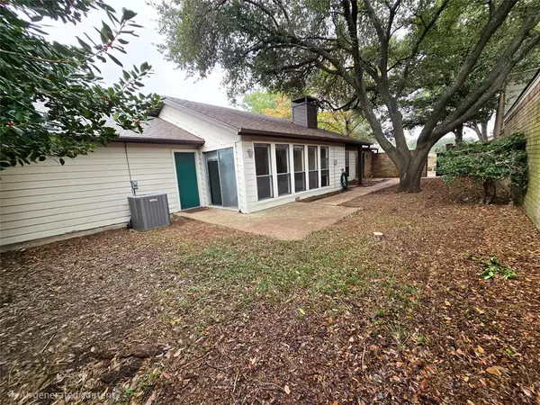 Arlington, TX 76012,2215 Winter Sunday Way