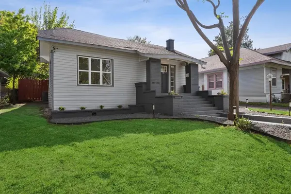 Dallas, TX 75223,809 Cristler Avenue