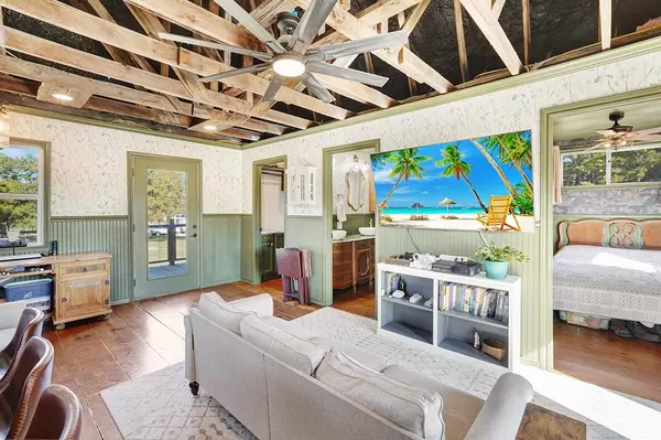 Gainesville, TX 76240,1696 County Road 222