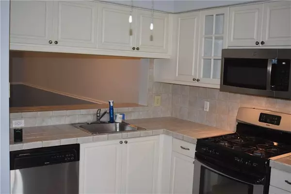 Tamarac, FL 33321,7890 Dixie Beach Circle