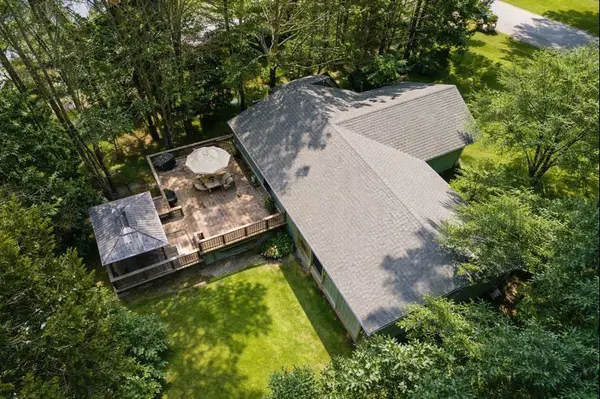 Bracebridge, ON P1L 1A2,33 Meadow Heights DR