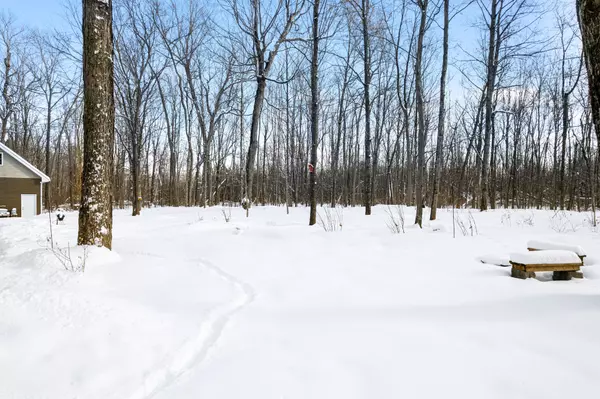 Rideau Lakes, ON K0G 1L0,99 Old Kingston RD