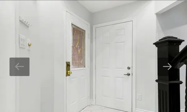 Ajax, ON L1T 2B4,204 Delaney DR #Upper