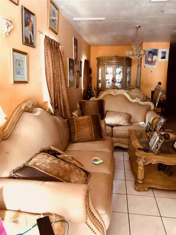 Miami, FL 33137,35 NE 53rd St