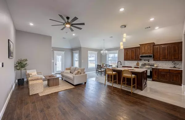 Cleburne, TX 76031,104 Mansfield Road