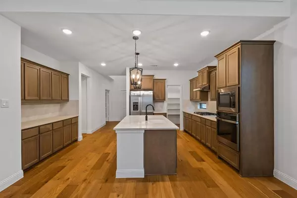 Little Elm, TX 75068,925 Lost Mine Trail