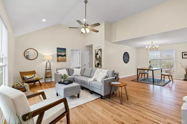 Lynchburg, VA 24502,525 Hayes DR