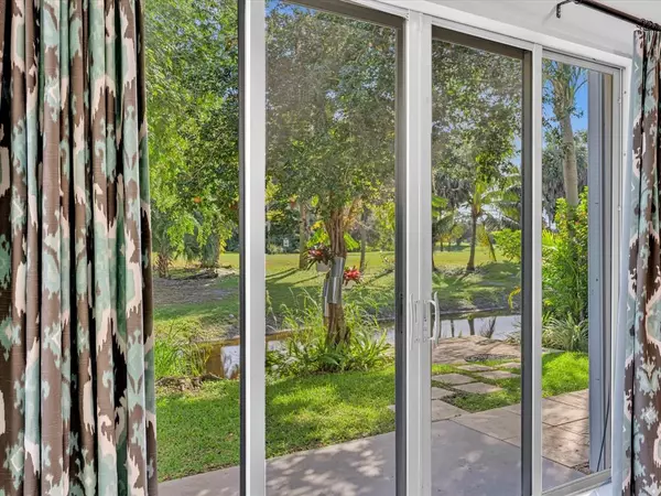 Pompano Beach, FL 33069,3580 Canary Palm Ct