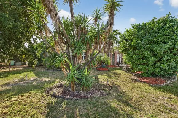 Deerfield Beach, FL 33064,910 NW 49th Ct