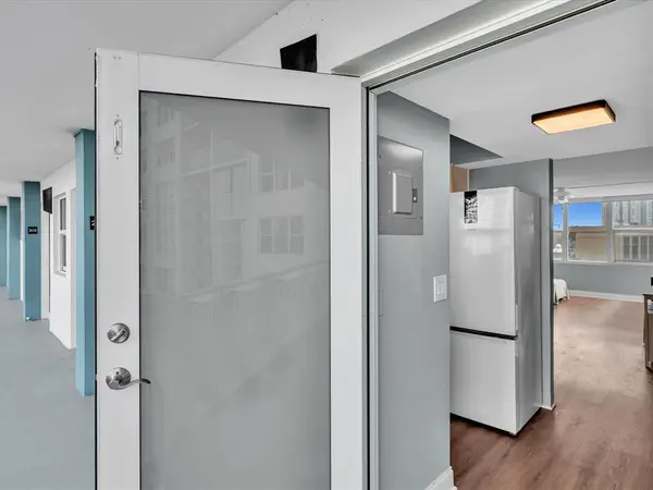 Pompano Beach, FL 33062,201 N Ocean Blvd #202