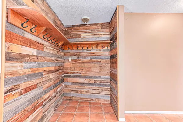 Blue Mountains, ON L9Y 0T1,209548 Highway 26 N/A