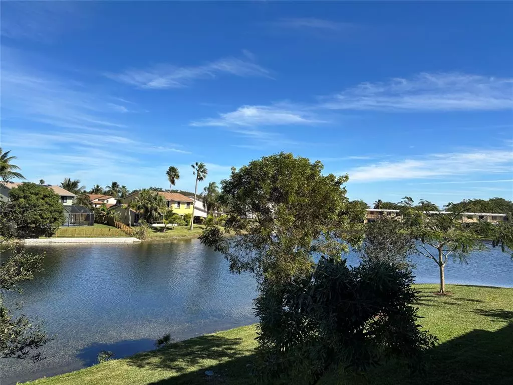 Sunrise, FL 33351,9843 Nob Hill Ln #9843