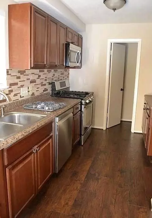 Crowley, TX 76036,105 N HEIGHTS Drive #A